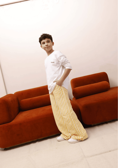 CORE TEE WHITE + STRIPED PANTS SET