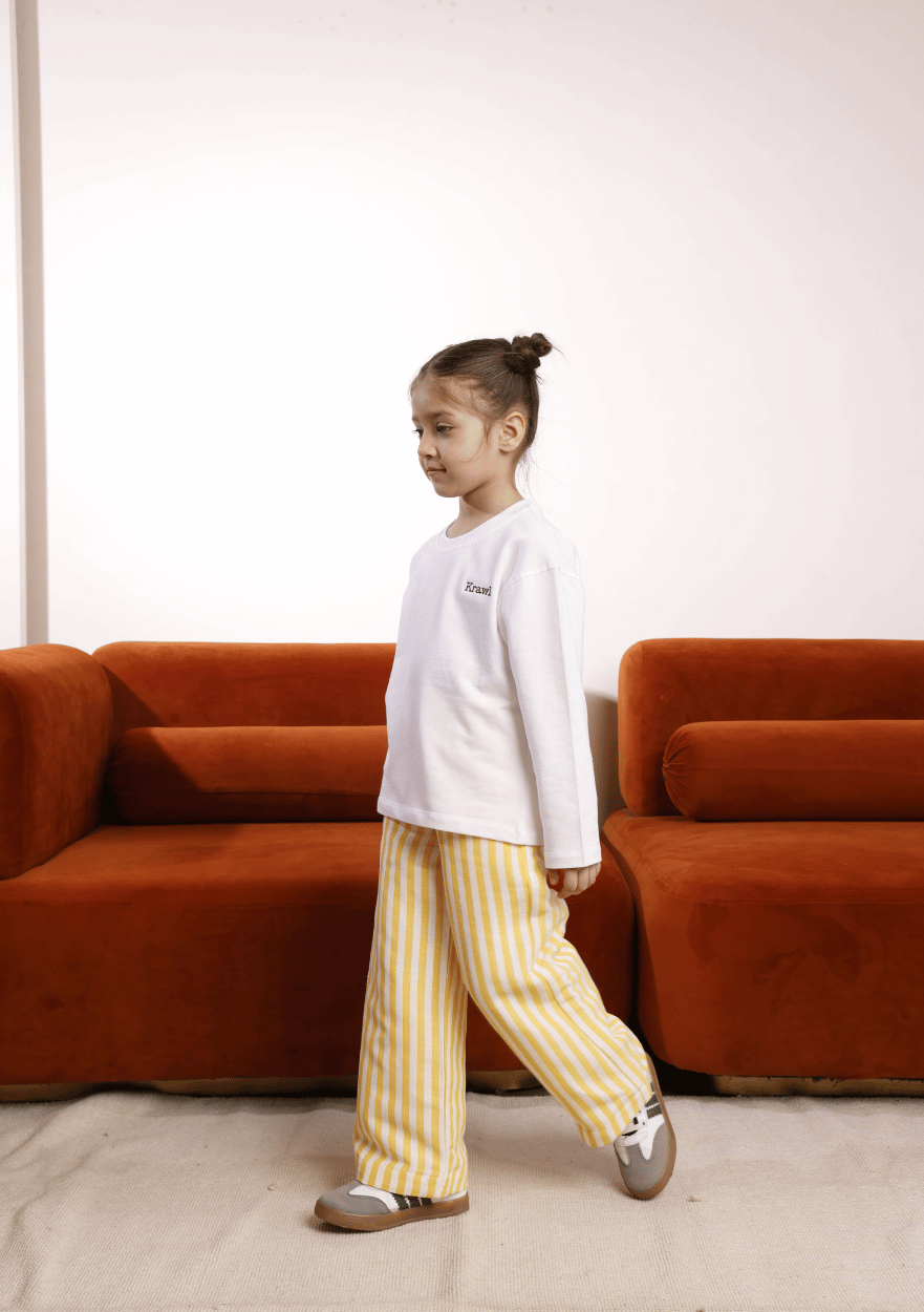 CORE TEE WHITE + STRIPED PANTS SET